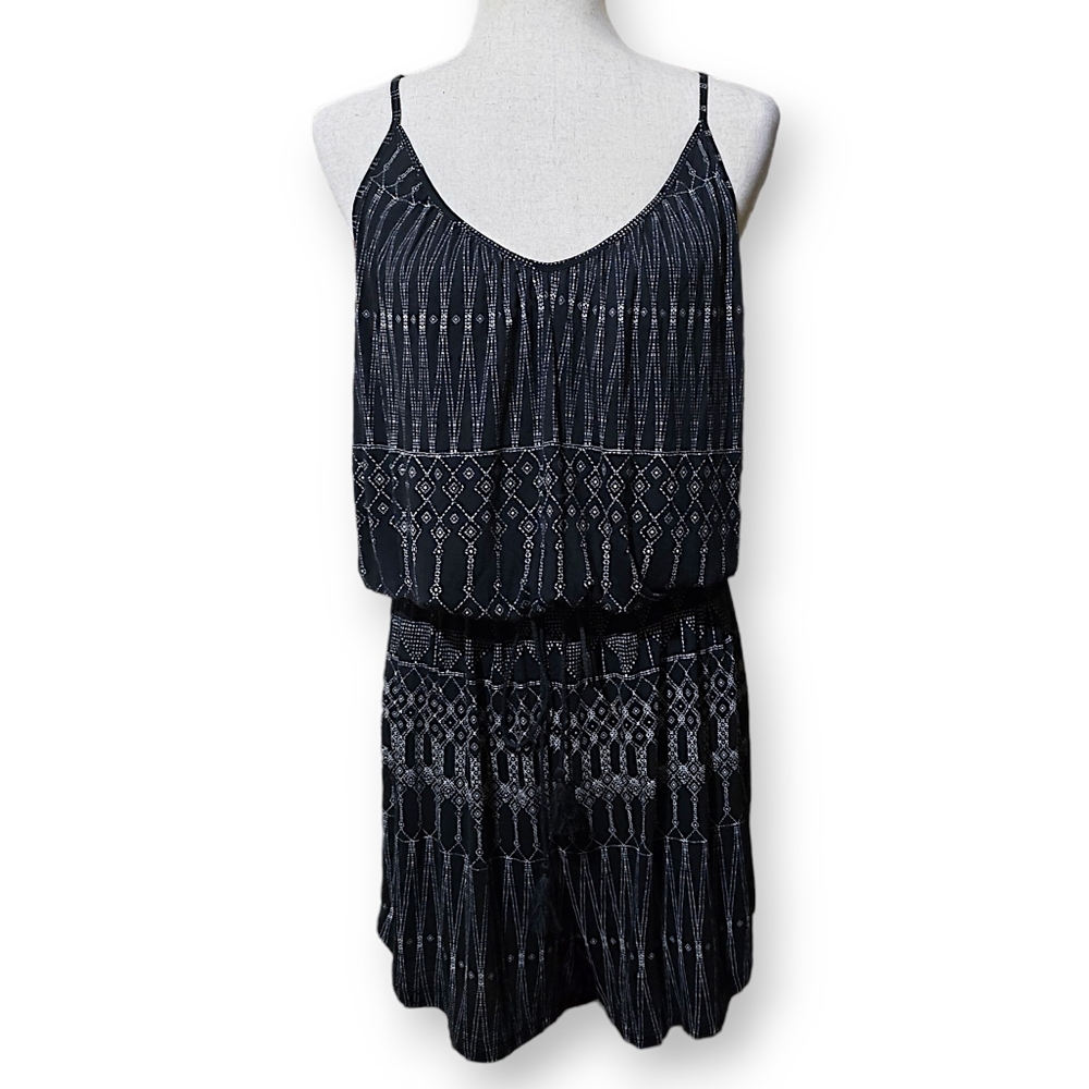 H&M Black and White Tribal Sleeveless Summer Jumper Romper, size Medium